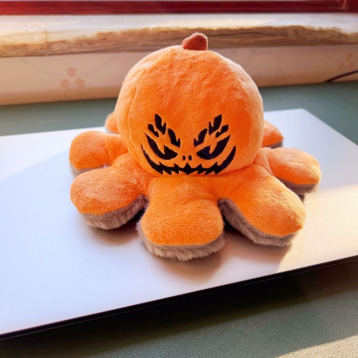 Reversible Halloween Mood Octopus Plush - 20cm Flip Pumpkin & Spider Cute Reversible Plushie | Halloween Stuffed Toy | Gift